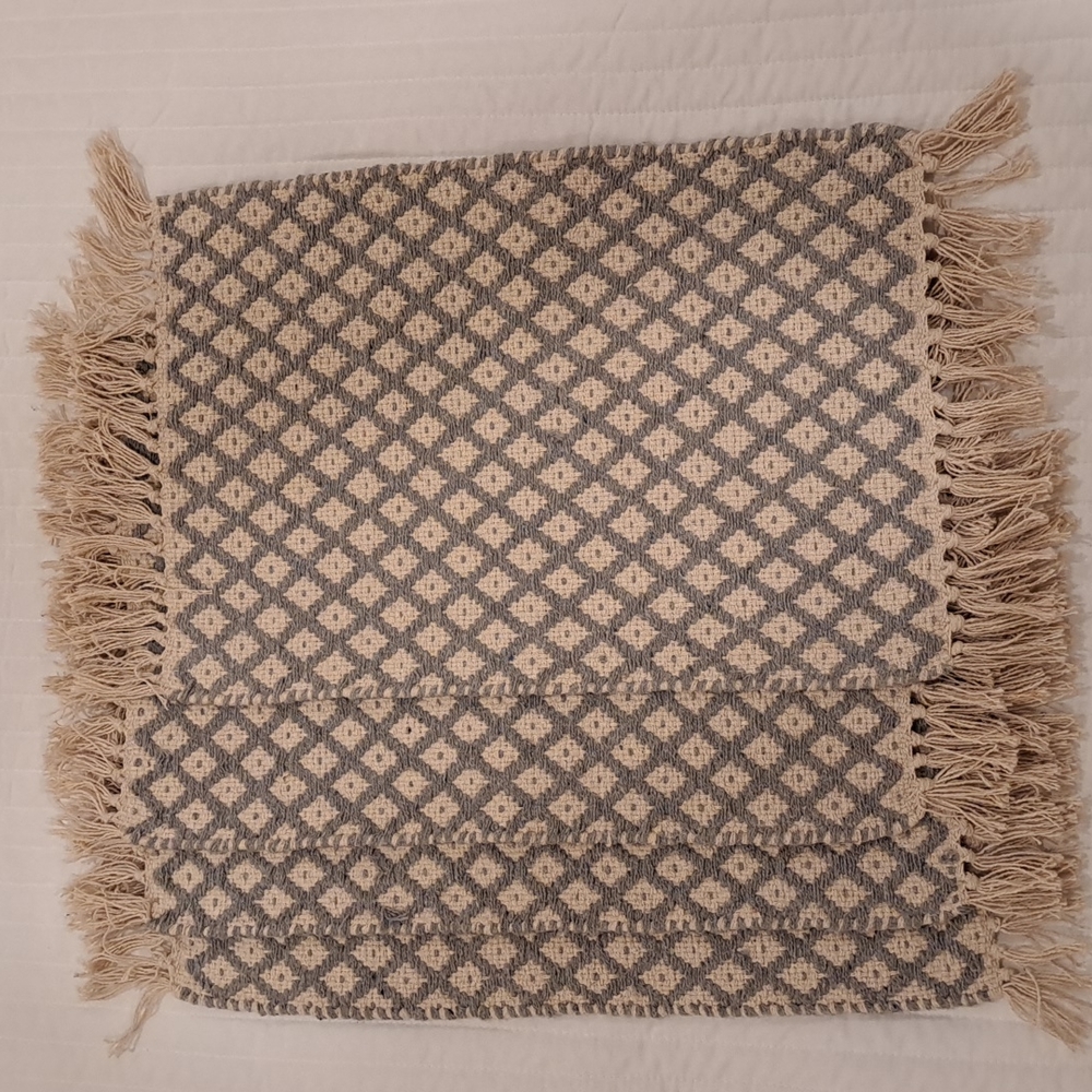 Set of 4 Place Mats